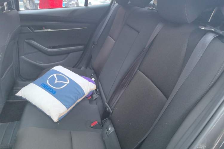 Used Mazda 3 Axela 2021 2.0L Automatic Zhiqing Edition Left Rear Seat