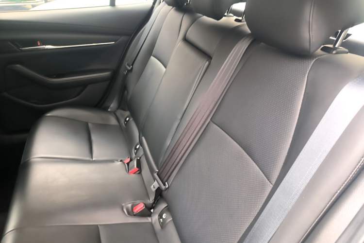 Used Mazda 3 Axela 2021 2.0L Automatic ZhiXuan Edition Left Rear Seat