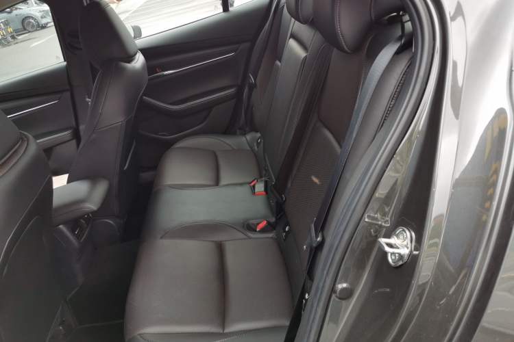 Used Mazda 3 Axela 2021 2.0L Automatic Zhi Rui Edition Left Rear Seat