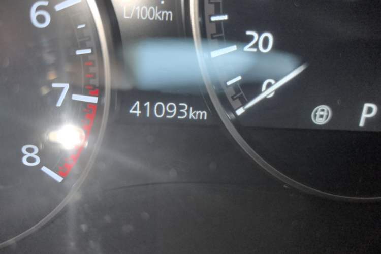 Used Mazda 3 Axela 2021 2.0L Automatic Zhiya Edition Odometer Close Up