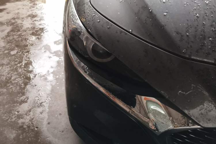 Used Mazda 3 Axela 2021 2.0L Automatic Zhi Rui Edition Right Front Headlight