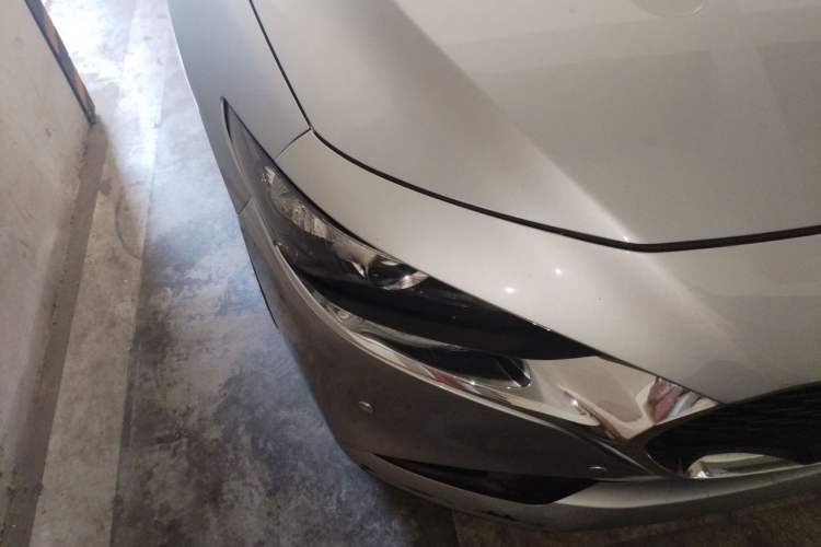 Used Mazda 3 Axela 2021 2.0L Automatic Zhiya Edition Right Front Headlight