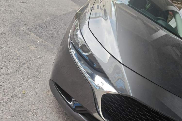 Used Mazda 3 Axela 2021 2.0L Automatic ZhiXuan Edition Right Front Headlight