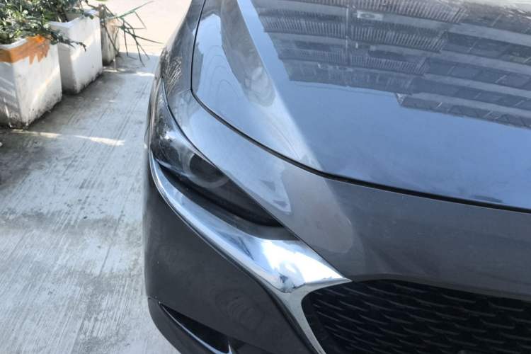 Used Mazda 3 Axela 2021 2.0L Automatic Zhiya Edition Right Front Headlight