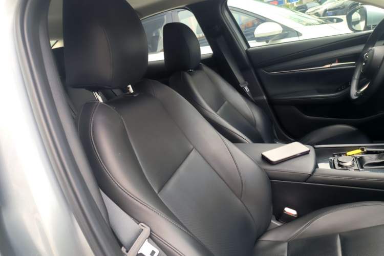 Used Mazda 3 Axela 2021 2.0L Automatic ZhiXuan Edition Right Front Seat