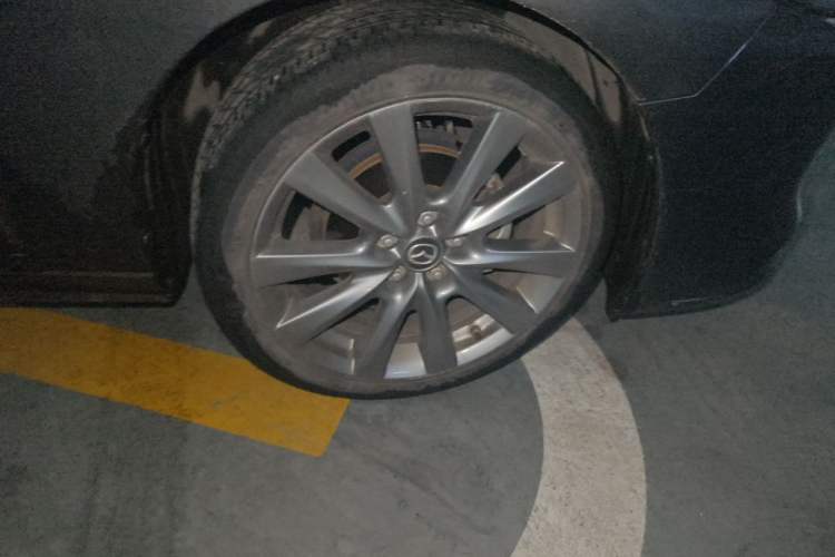 Used Mazda 3 Axela 2021 2.0L Automatic Zhiya Edition Right Front Wheel Hub