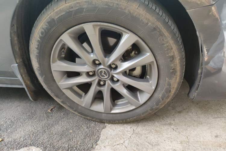 Used Mazda 3 Axela 2021 2.0L Automatic Zhiqing Edition Right Front Wheel Hub