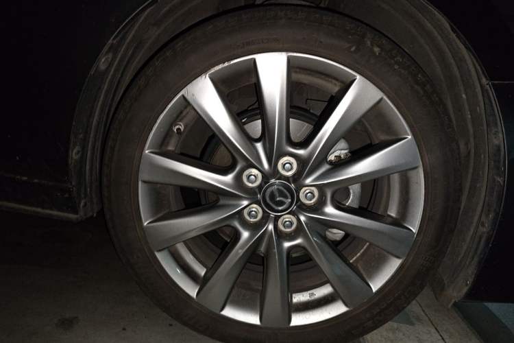 Used Mazda 3 Axela 2021 2.0L Automatic Zhiya Edition Right Front Wheel Hub