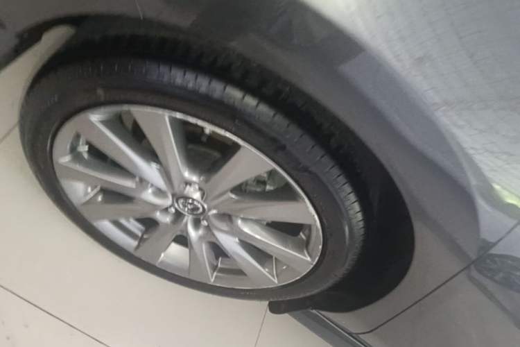 Used Mazda 3 Axela 2021 2.0L Automatic Zhiya Edition Right Rear Wheel Hub