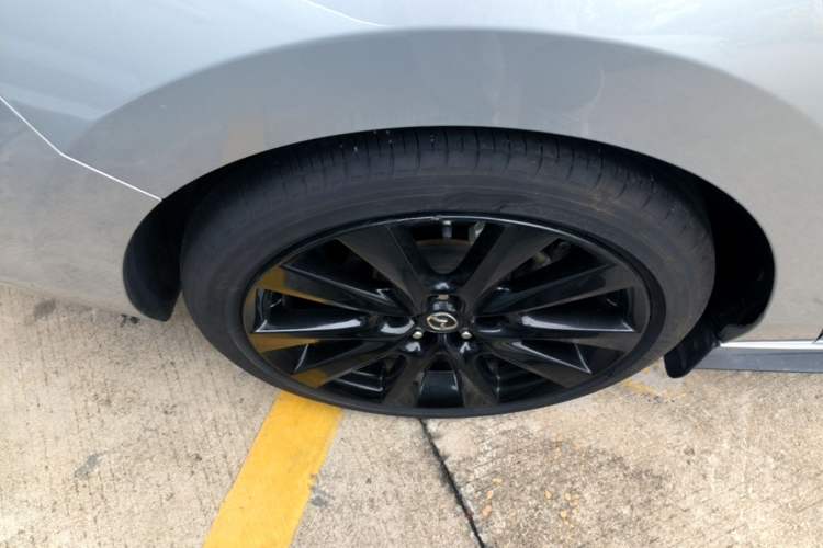 Used Mazda 3 Axela 2021 2.0L Automatic ZhiXuan Edition Right Rear Wheel Hub