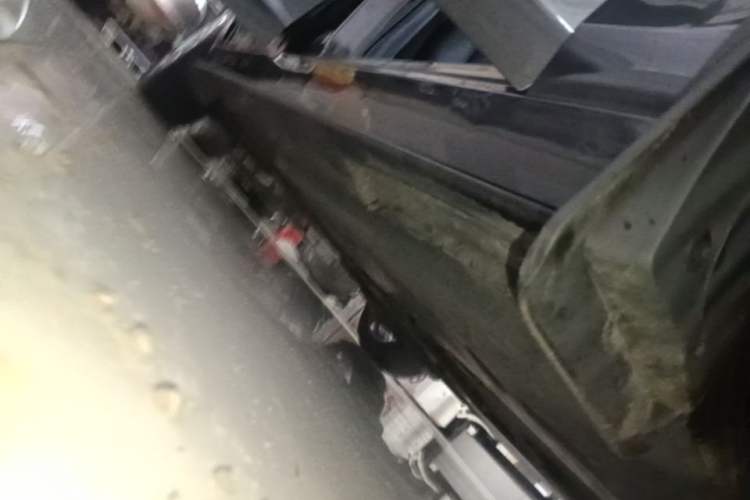 Used Mazda 3 Axela 2021 2.0L Automatic Zhiya Edition Right Side Sill
