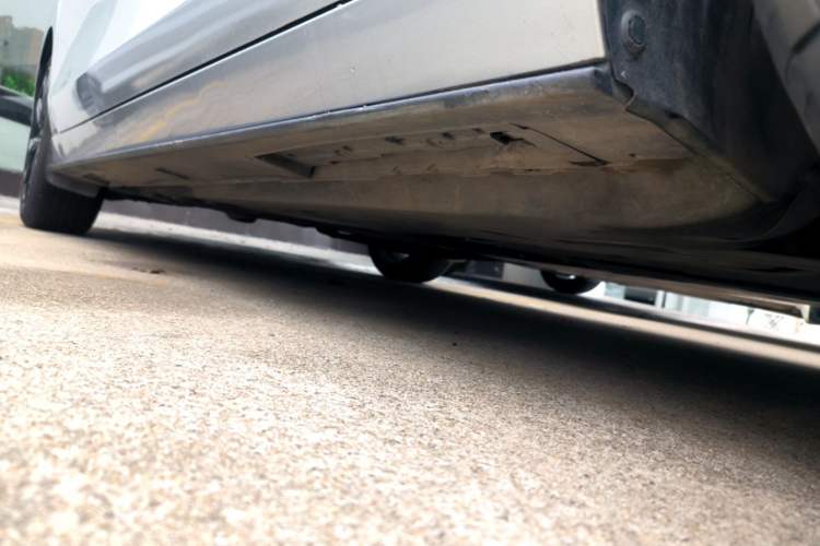 Used Mazda 3 Axela 2021 2.0L Automatic ZhiXuan Edition Right Side Sill