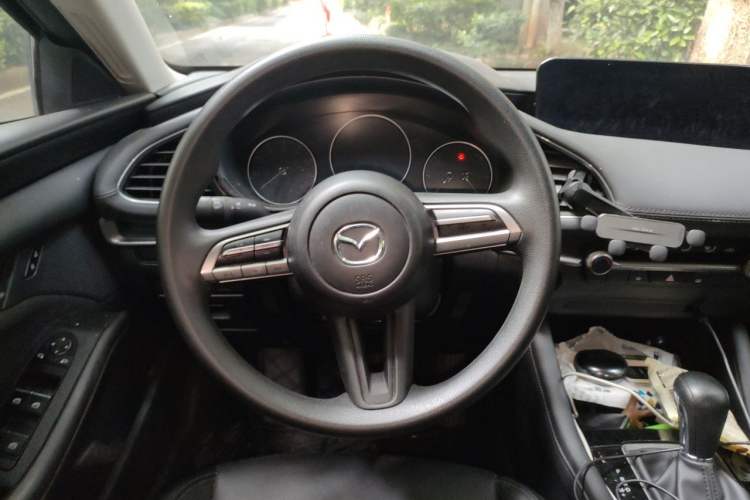 Used Mazda 3 Axela 2021 2.0L Automatic Zhiqing Edition Steering Wheel