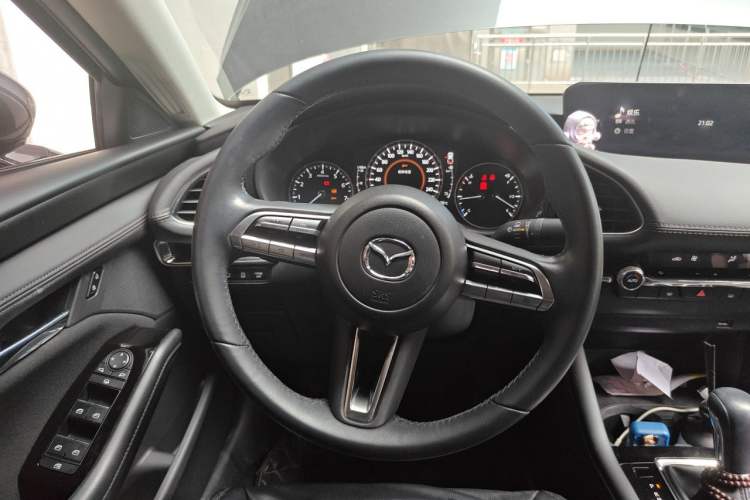 Used Mazda 3 Axela 2021 2.0L Automatic ZhiXuan Edition Steering Wheel