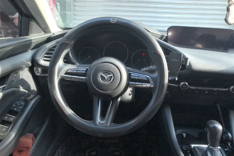 Used Mazda 3 Axela 2021 2.0L Automatic Zhiya Edition Steering Wheel