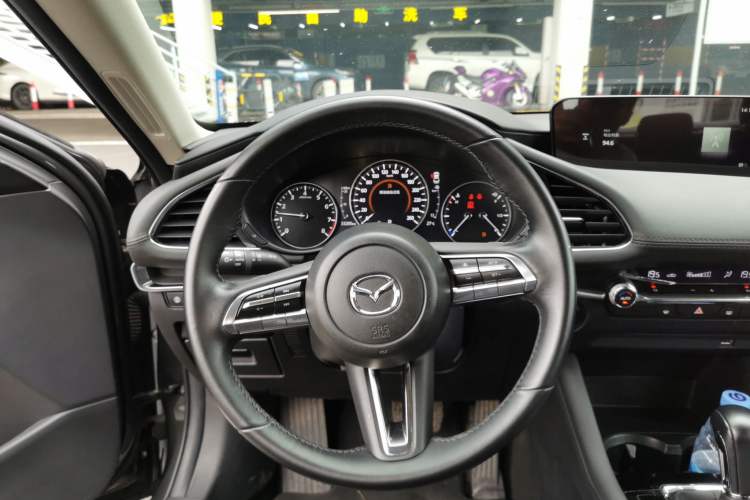 Used Mazda 3 Axela 2021 2.0L Automatic Zhi Rui Edition Steering Wheel