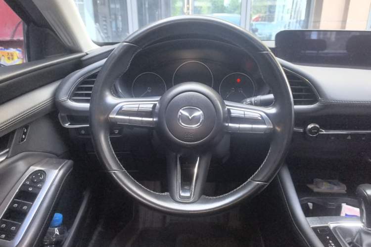 Used Mazda 3 Axela 2021 2.0L Automatic Zhiya Edition Steering Wheel