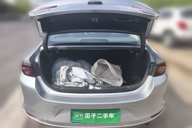 Used Mazda 3 Axela 2021 2.0L Automatic Zhiyao Edition Trunk