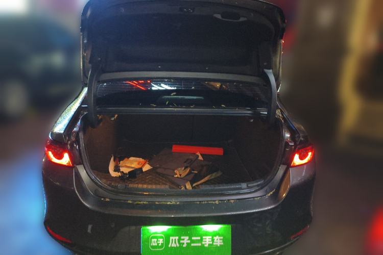 Used Mazda 3 Axela 2021 2.0L Automatic Zhiya Edition Trunk
