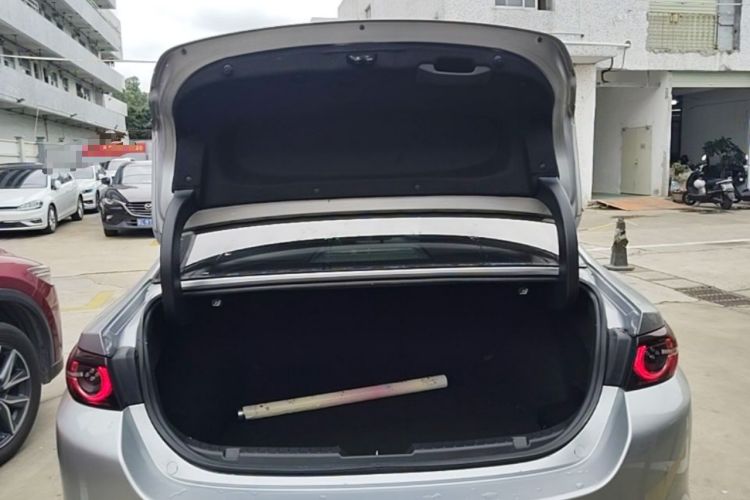 Used Mazda 3 Axela 2021 2.0L Automatic Zhiya Edition Trunk