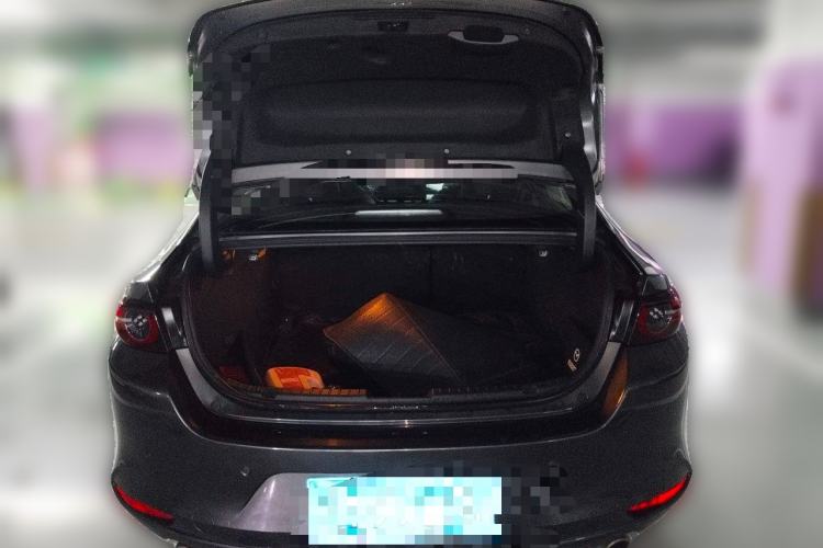 Used Mazda 3 Axela 2021 2.0L Automatic Zhiya Edition Trunk