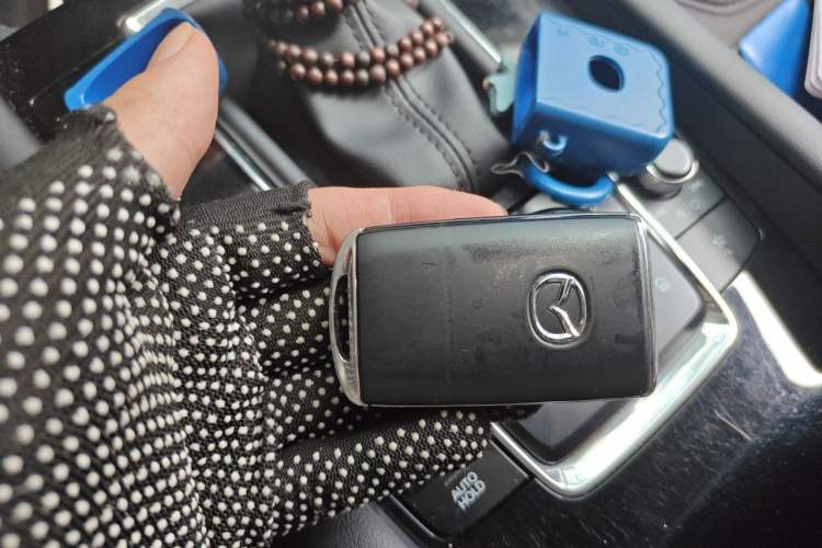 Used Mazda 3 Axela 2021 2.0L Automatic ZhiXuan Edition Vehicle Key