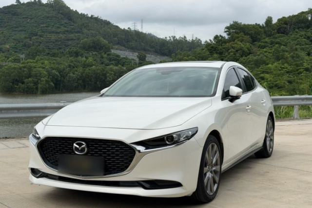 Gebrauchter Mazda 3 Axela 2021 2.0L Automatic Zhiya Edition