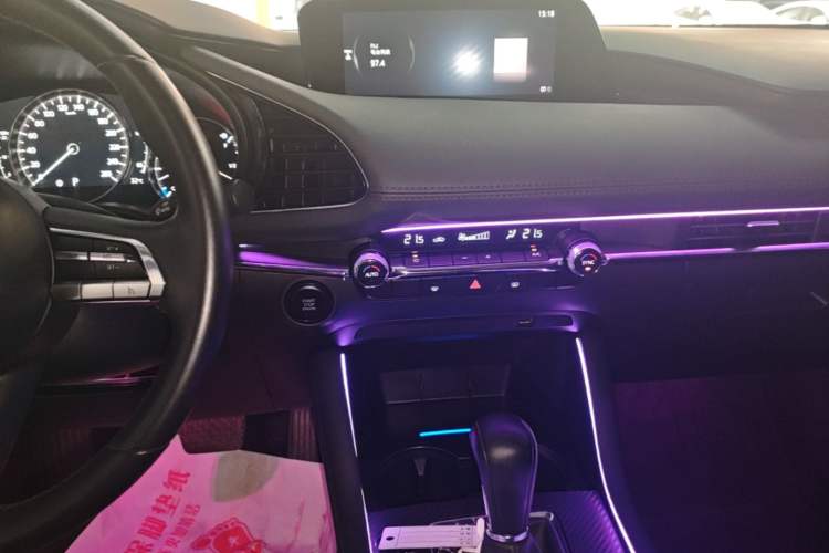 Used Mazda 3 Axela 2021 2.0L Automatic Zhiyao Edition Audio And AC Panel