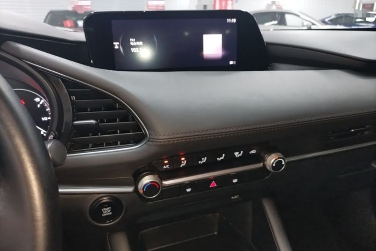 Used Mazda 3 Axela 2021 2.0L Automatic Zhiqing Edition Audio And AC Panel