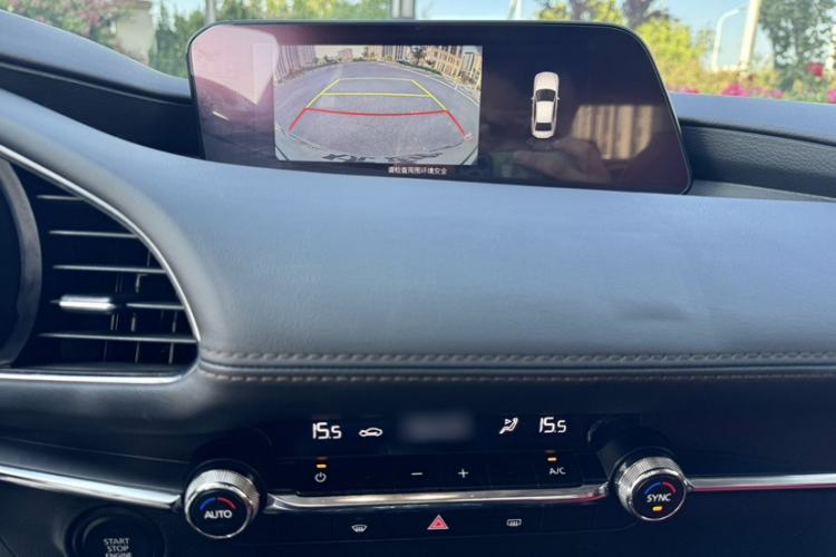Used Mazda 3 Axela 2021 2.0L Automatic ZhiXuan Edition Audio And AC Panel