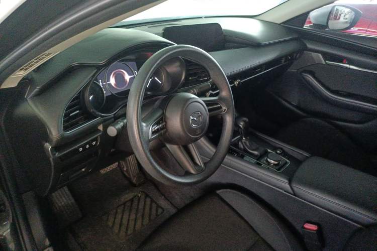 Used Mazda 3 Axela 2021 2.0L Automatic Zhiqing Edition Audio And AC Panel