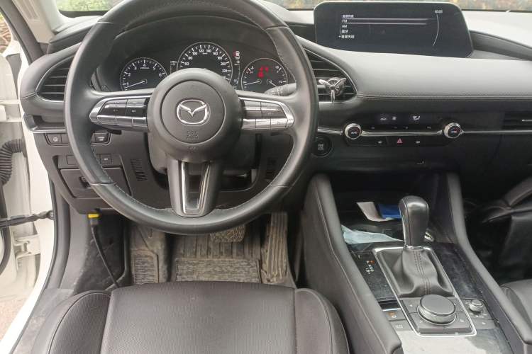 Used Mazda 3 Axela 2021 2.0L Automatic Zhiyao Edition Audio And AC Panel