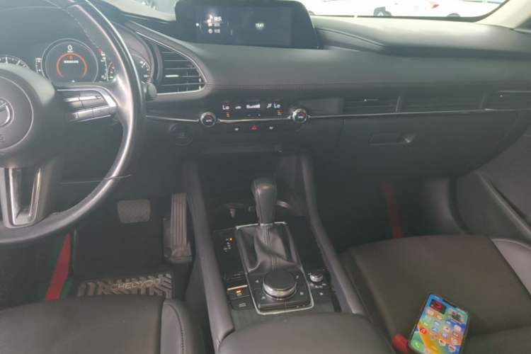 Used Mazda 3 Axela 2021 2.0L Automatic Zhiya Edition Audio And AC Panel