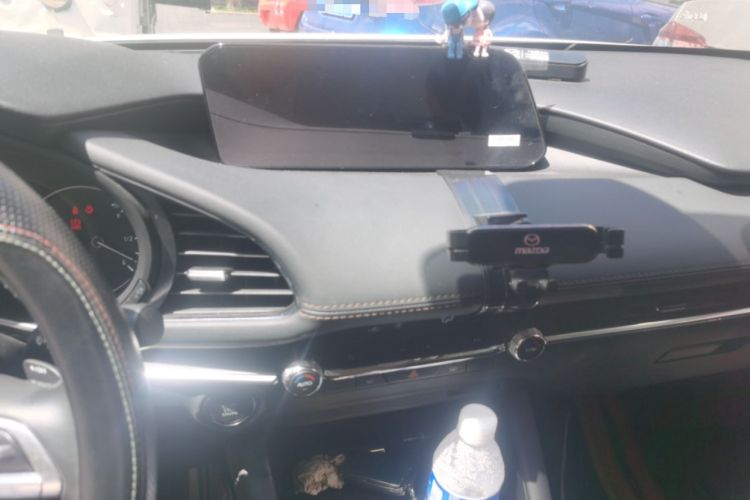Used Mazda 3 Axela 2021 2.0L Automatic ZhiZun Edition Audio And AC Panel