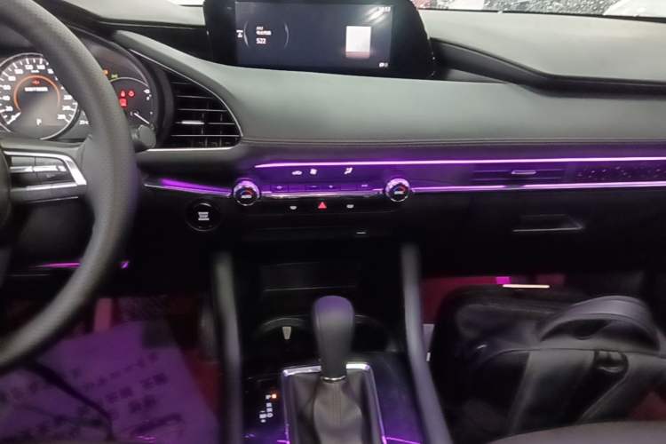 Used Mazda 3 Axela 2021 2.0L Automatic Zhiya Edition Audio And AC Panel