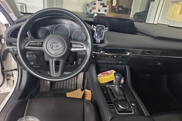 Used Mazda 3 Axela 2021 2.0L Automatic Zhiyao Edition Center Console
