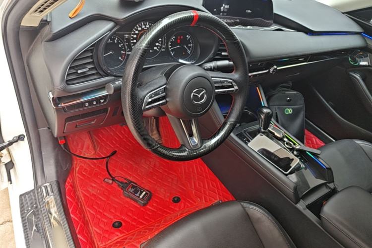 Used Mazda 3 Axela 2021 2.0L Automatic Zhiya Edition Center Console
