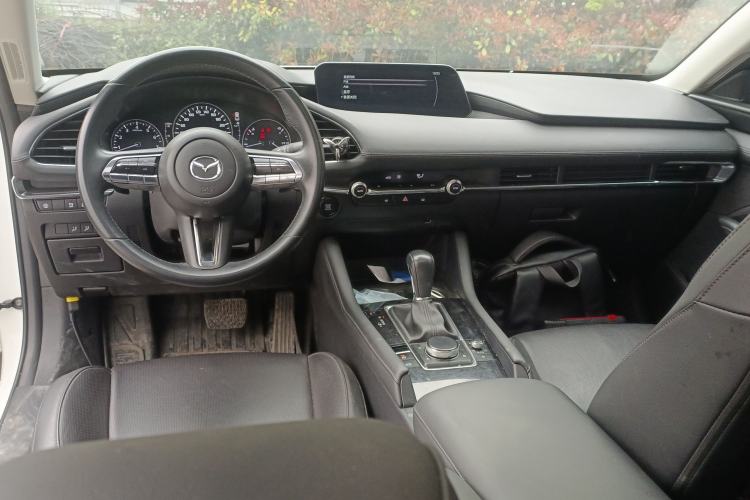 Used Mazda 3 Axela 2021 2.0L Automatic Zhiyao Edition Center Console