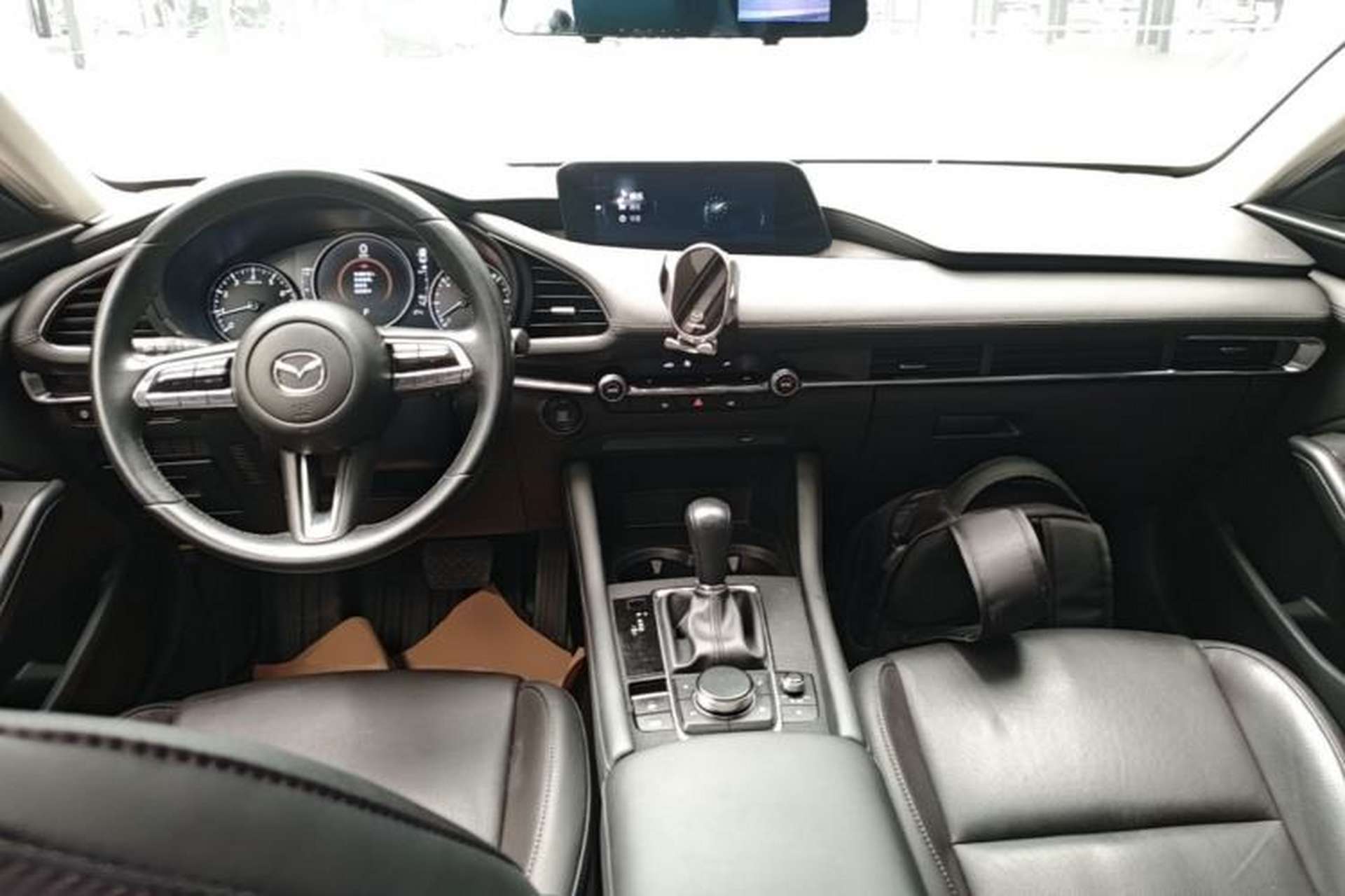 Used Mazda 3 Axela 2021 2.0L Automatic Zhiya Edition Center Console
