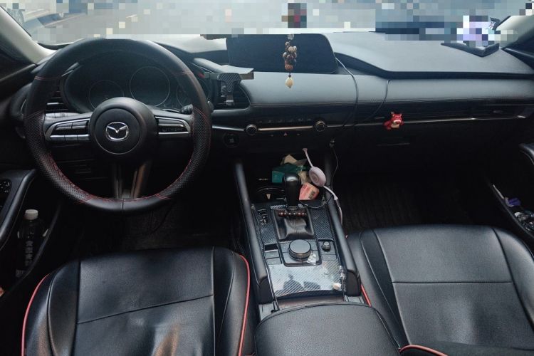 Used Mazda 3 Axela 2021 2.0L Automatic Zhiqing Edition Center Console