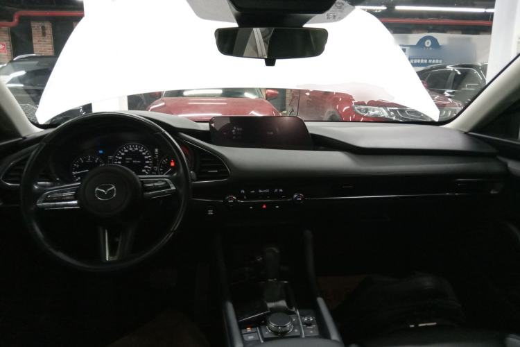 Used Mazda 3 Axela 2021 2.0L Automatic ZhiXuan Edition Center Console