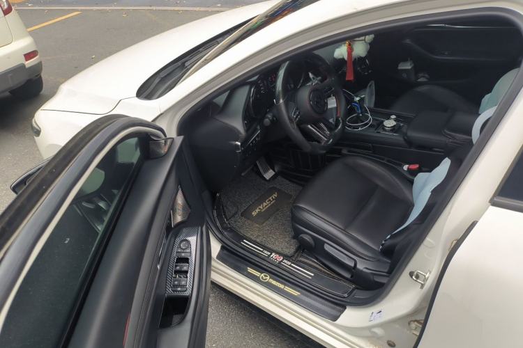 Used Mazda 3 Axela 2021 2.0L Automatic Zhiya Edition Driver Seat