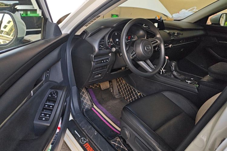 Used Mazda 3 Axela 2021 1.5L Automatic ZhiMei Edition Driver Seat