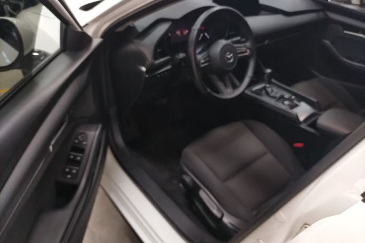 Used Mazda 3 Axela 2021 2.0L Automatic Zhiqing Edition Driver Seat