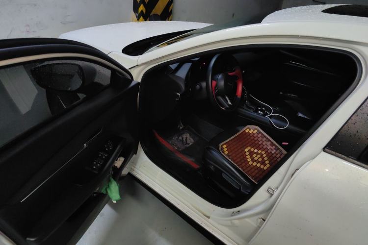 Used Mazda 3 Axela 2021 2.0L Automatic Zhiya Edition Driver Seat