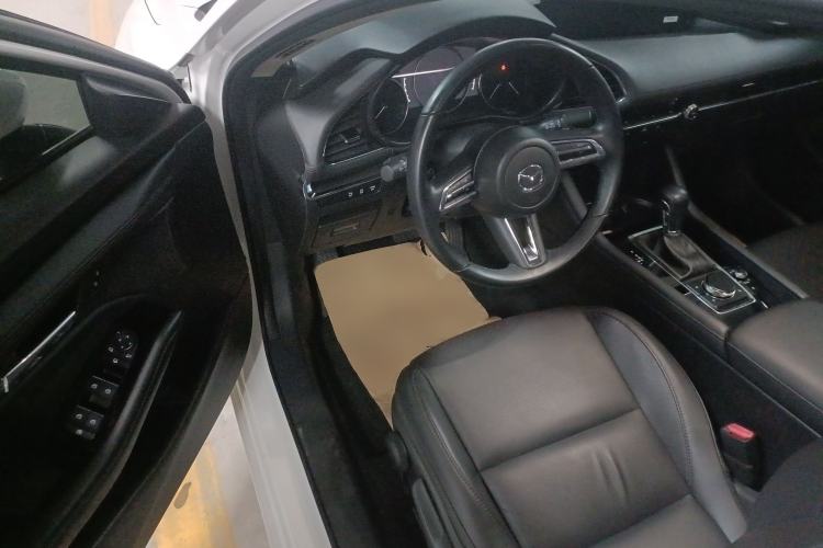 Used Mazda 3 Axela 2021 2.0L Automatic Zhiya Edition Driver Seat