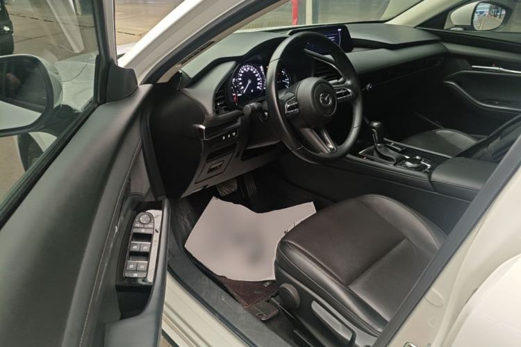 Used Mazda 3 Axela 2021 2.0L Automatic Zhiya Edition Driver Seat