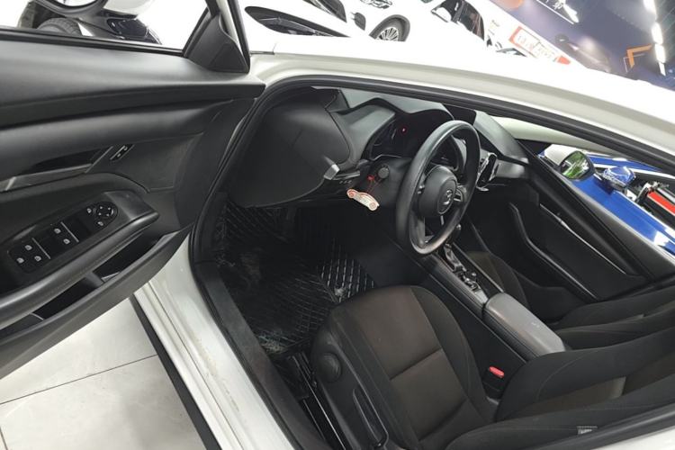 Used Mazda 3 Axela 2021 2.0L Automatic Zhiqing Edition Driver Seat