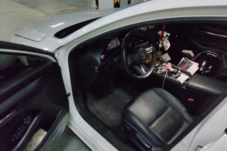 Used Mazda 3 Axela 2021 2.0L Automatic Zhiya Edition Driver Seat