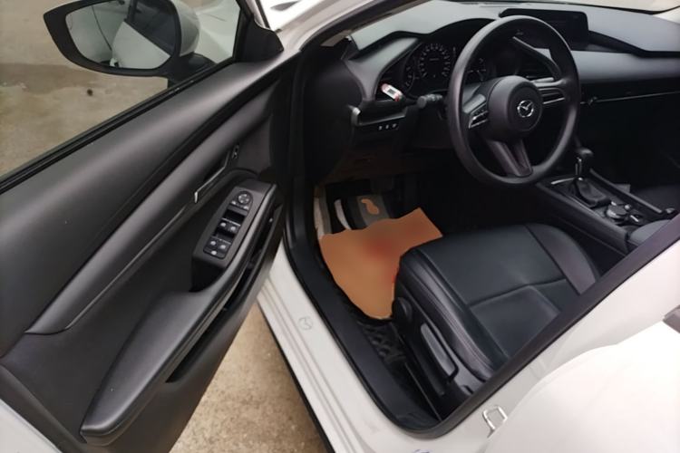 Used Mazda 3 Axela 2021 2.0L Automatic Zhiqing Edition Driver Seat